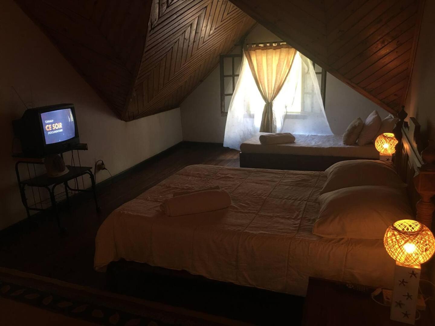 Le Fumoir Guest House Chambre Double Antananarivo Exteriör bild