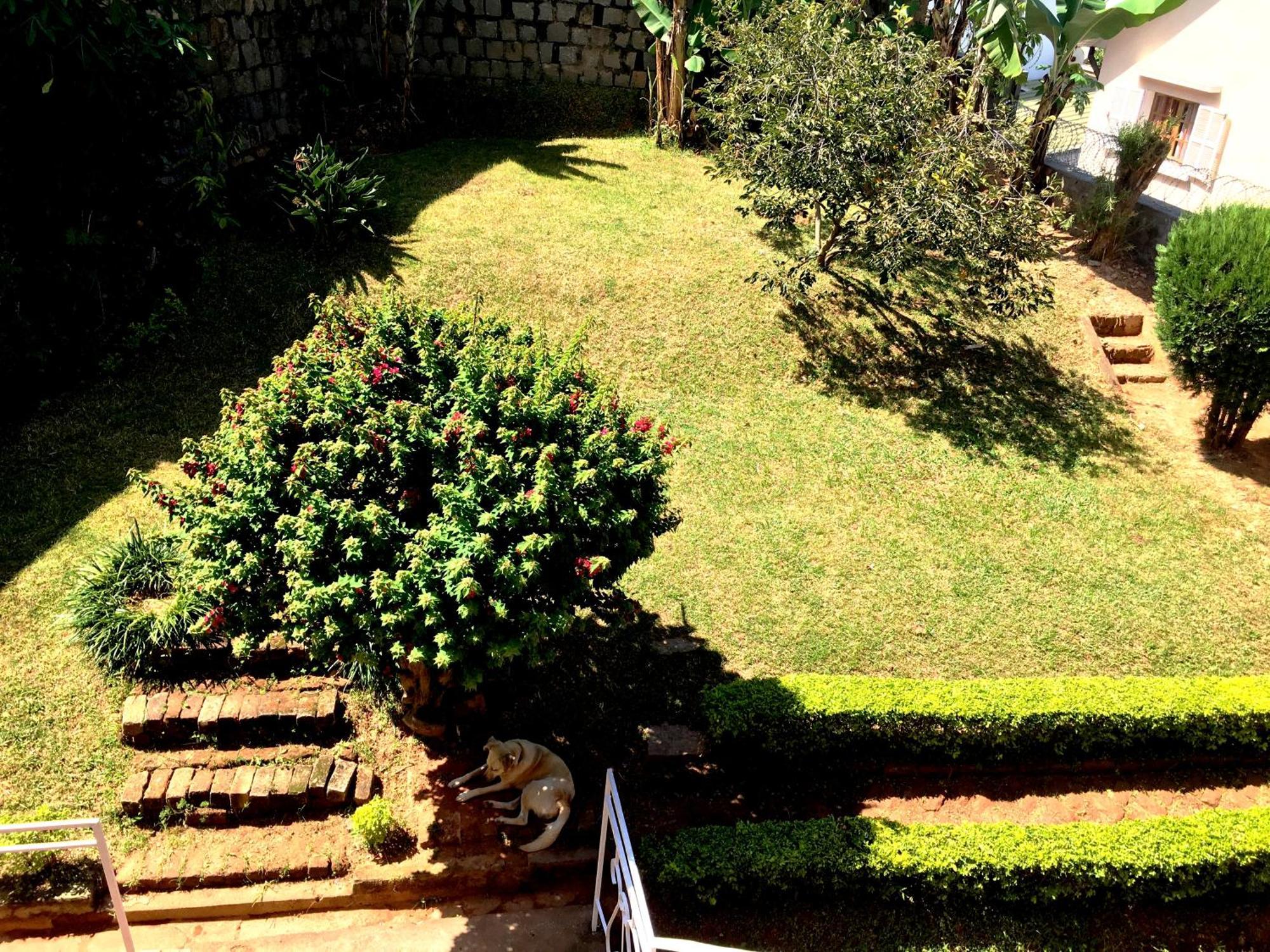 Le Fumoir Guest House Chambre Double Antananarivo Exteriör bild